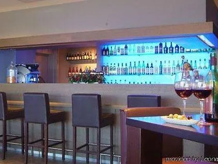 酒店 Brugotel